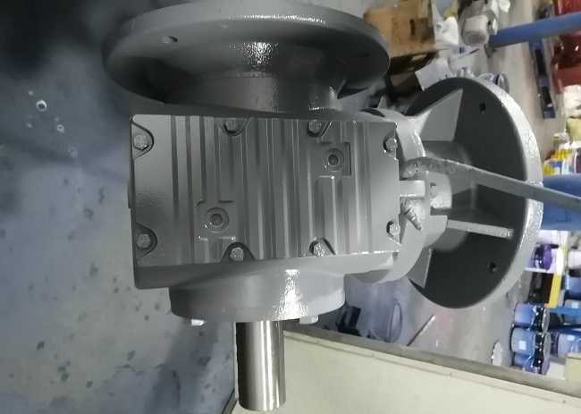 通砂光機(jī)減速電機(jī)，S型自鎖減速機(jī)帶電機(jī)