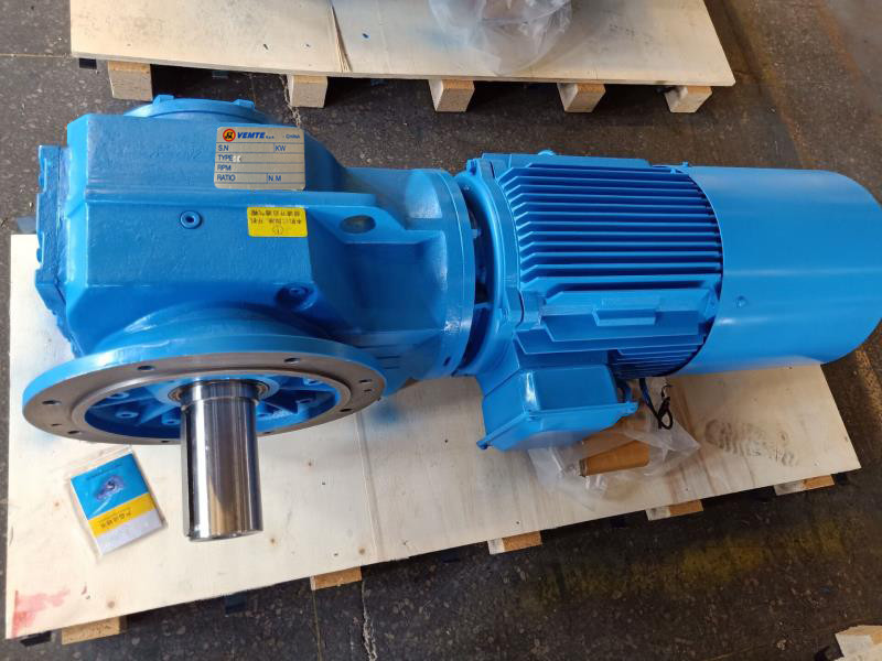 KF57減速電機實物圖 KF57減速電機實物圖